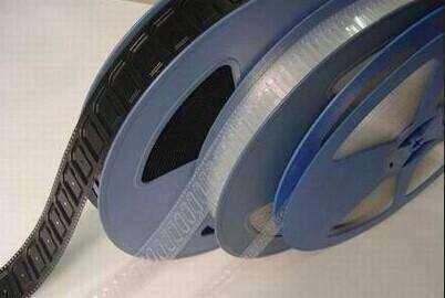 8 mm breites, hochgehobenes Trägerband für die Verpackung elektronischer Komponenten
